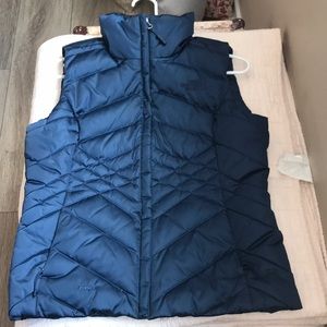 Size small vest north face